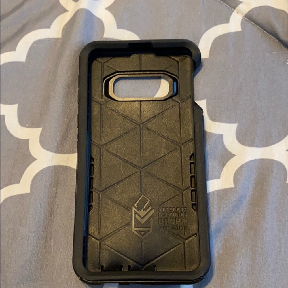 Samsung s10e black Otterbox